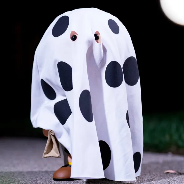 Super7 Peanuts^Peanuts Supersize- Charlie Brown (Ghost Sheet)