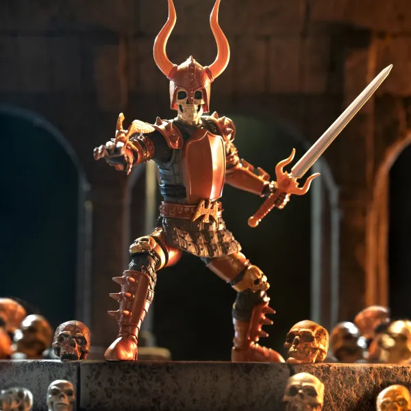 Super7 The Worst^The Worst Ultimates! Wave 2 - Black Falcon And Robot Reaper