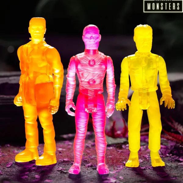 universal_monsters_reacti_1-2.webp Super7 Universal Monsters^Universal Monsters Reaction Figures - Frankenstein, The Mummy, The Wolf Man (Luminators)